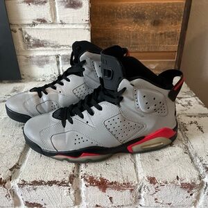 Nike retro Air Jordan 6  men’s size 10 Gray and Black High-Top  with Red Accents